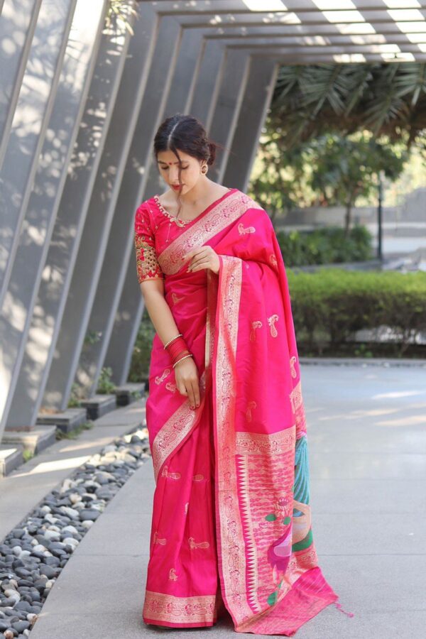 Luxurious Wedding Pink Saree