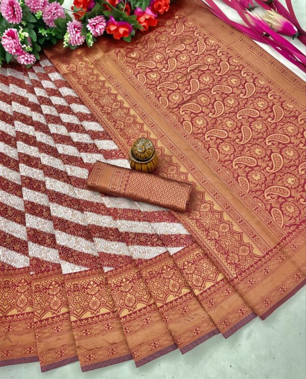 Weaving Maroon White Saree