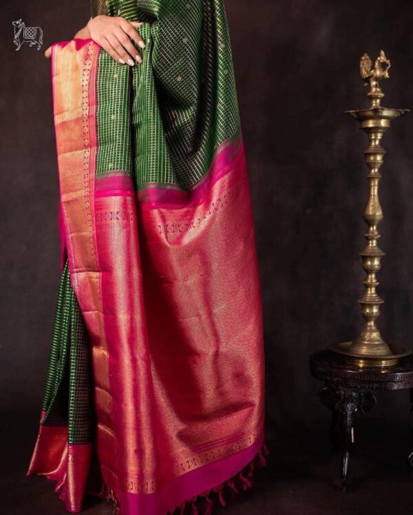 Traditional Weaving Green Saree