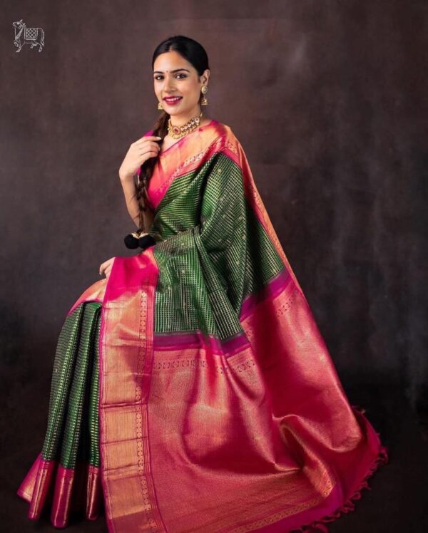 Traditional Weaving Green Saree