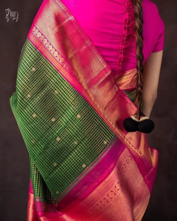 Traditional Weaving Green Saree