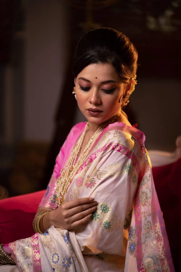 White saree