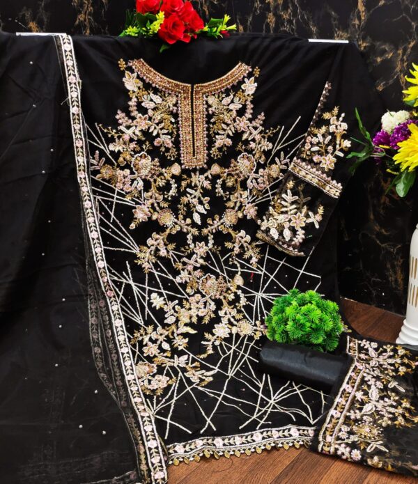 Black Pakistani Style Cloth