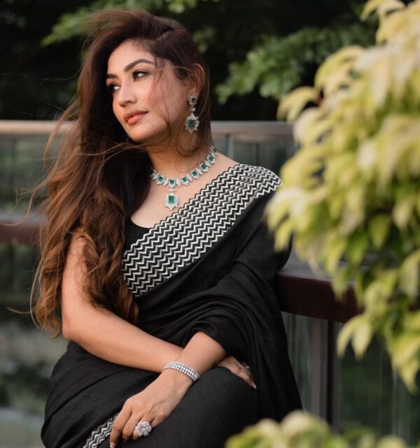 Black Saree