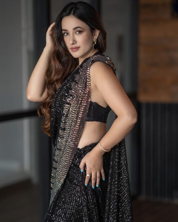 Black Saree