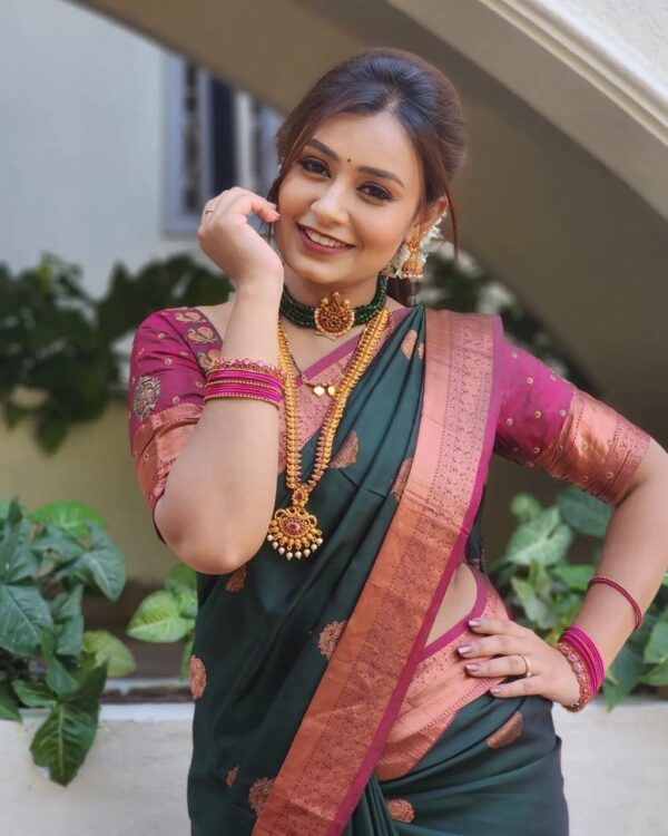 Traditional Banarasi Silk Green Saree