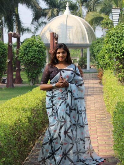 Stylish Black and White Saree