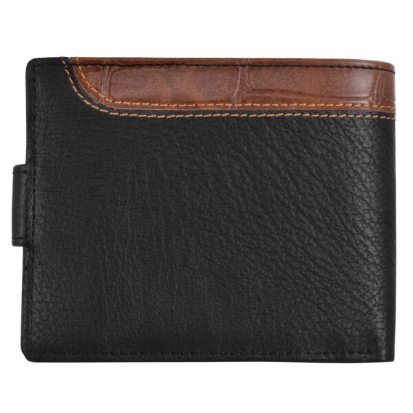 Men's bi-fold wallets