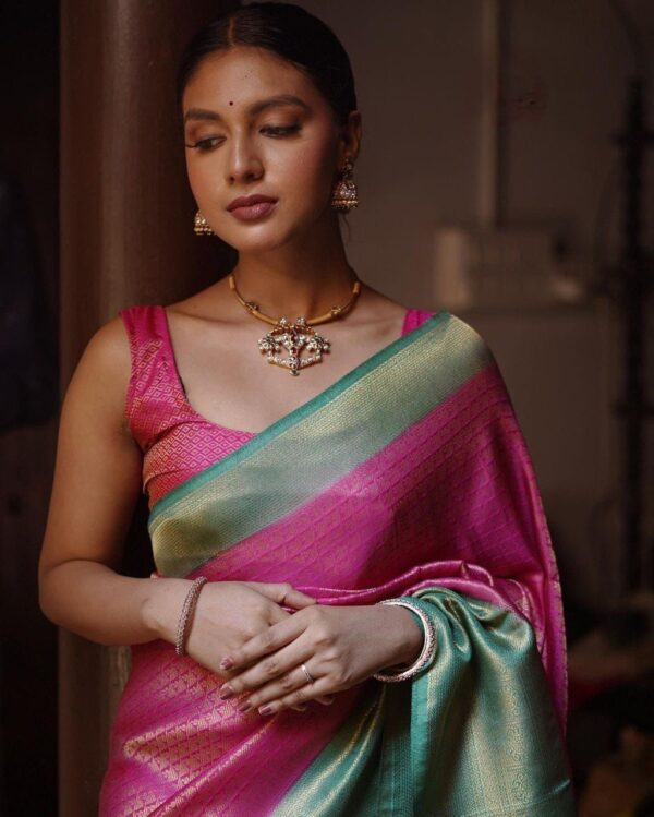 Latest Fashion Banarasi Pink Saree