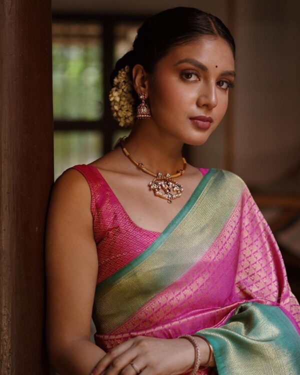 Latest Fashion Banarasi Pink Saree