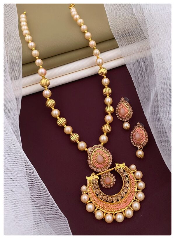 Imitation Jewellary Necklace