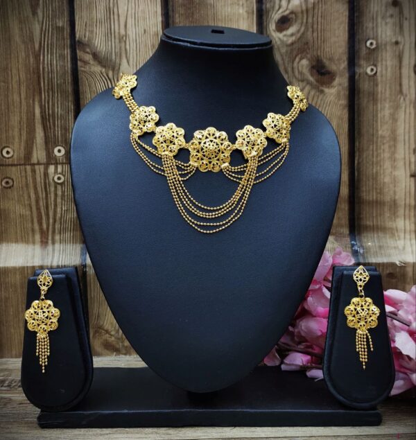 Necklace Earrings Set