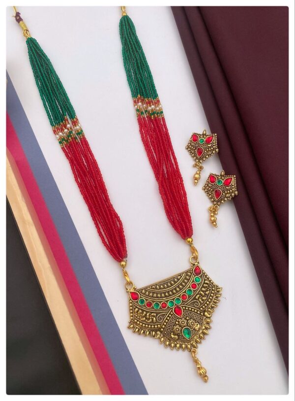 Kundan Necklace Set