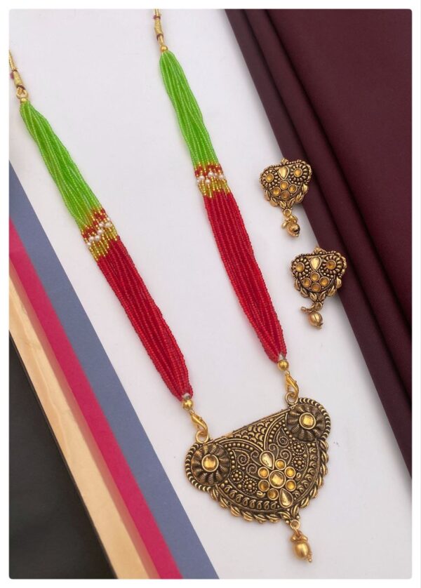 Kundan Necklace Set