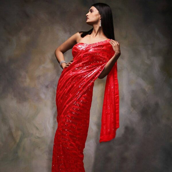 red saree