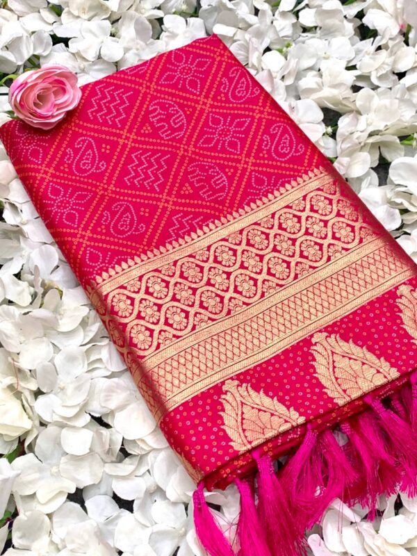 Beautiful Border Silk Bandhani Pink Saree