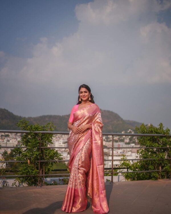 Banarasi Stylish Wedding Silk Pink Saree