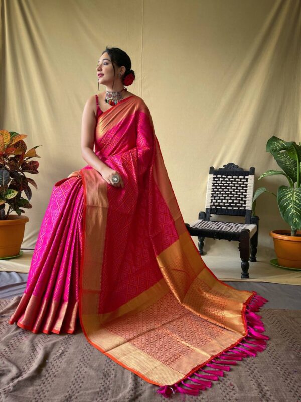 Traditional Wedding Banarasi Pink Saree