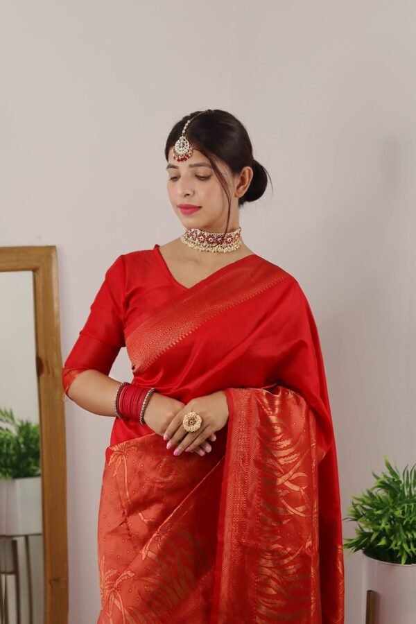 red saree with golden border