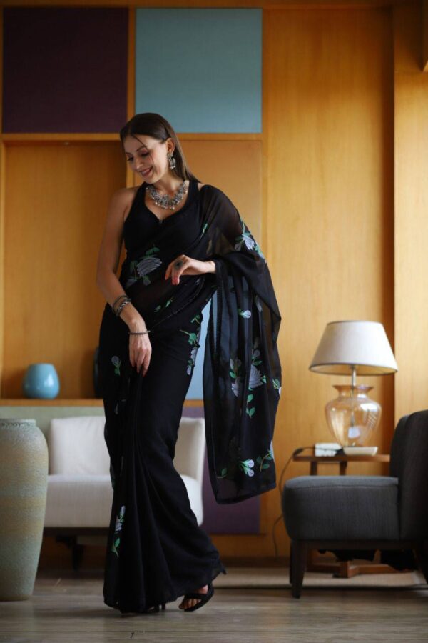 Stylish Floral Printed Georgette Black Saree