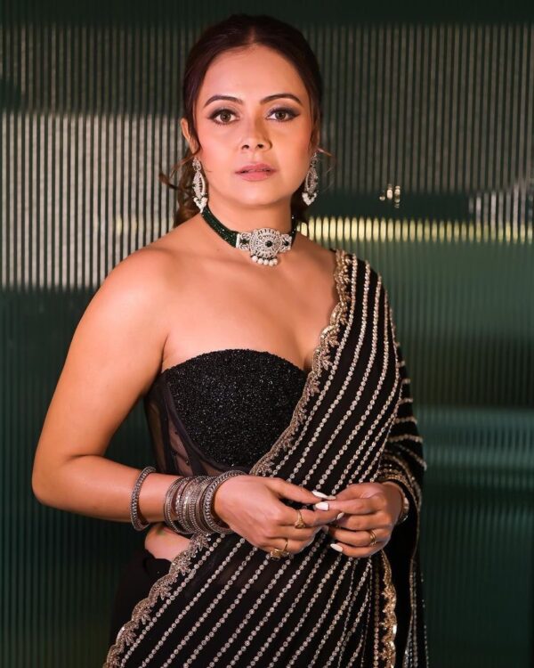 Black Saree