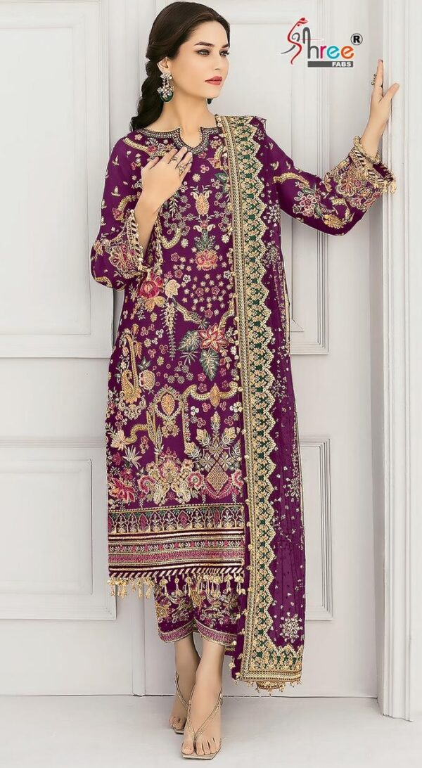 Online New Stylish Pakistani Suit