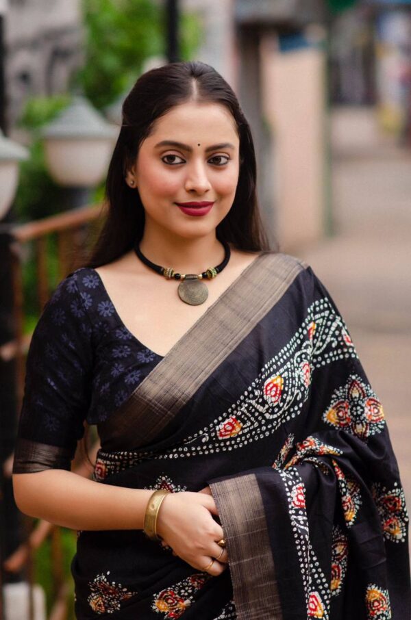 Black Saree