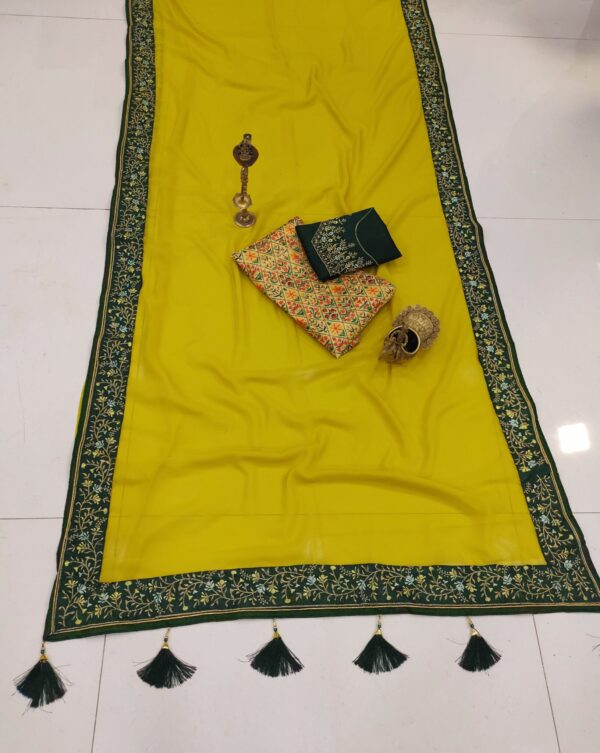 Bollywood Women Work Yellow Saree