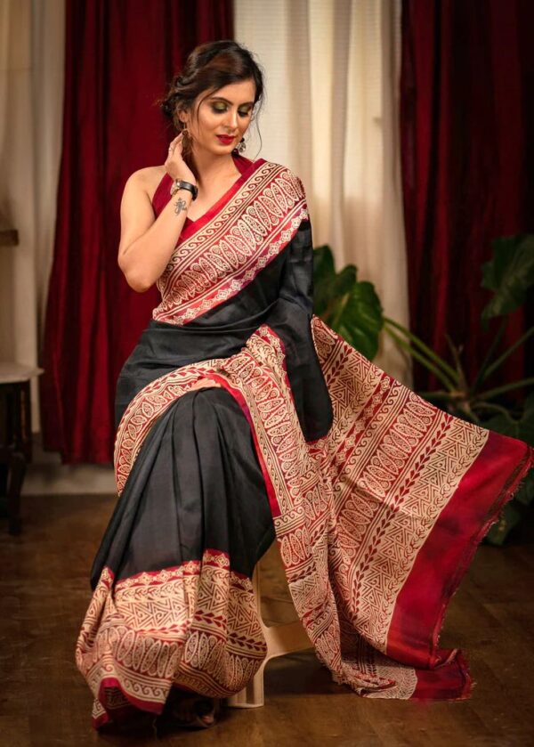 Black Saree