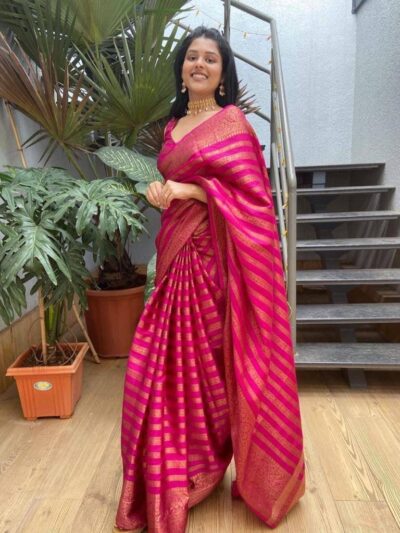 Banarasi Women Wear Pink Silk Saree