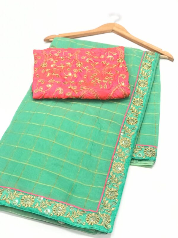 Pista Saree