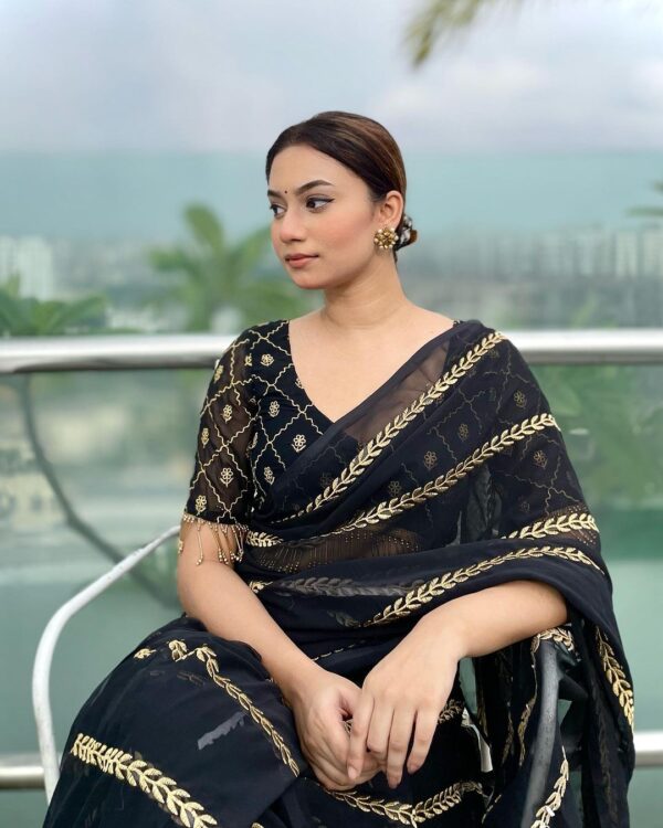 Black Saree