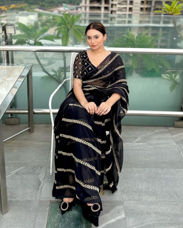 Black Saree