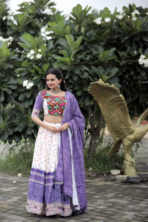 Work Navaratri White Lahenga Choli