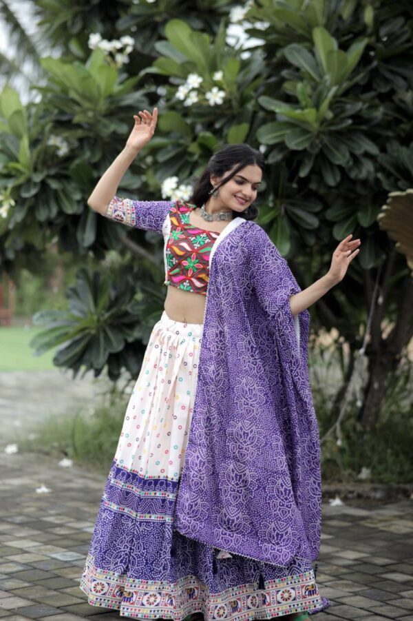 Work Navaratri White Lahenga Choli
