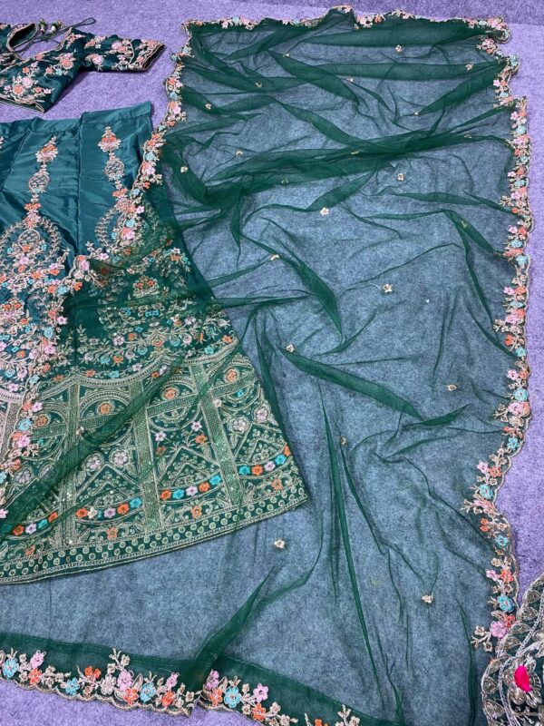 Pakistani Bridal Green Lahenga Choli