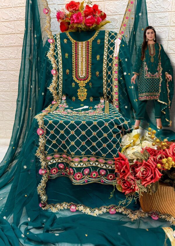 Pakistani Salwar Suit