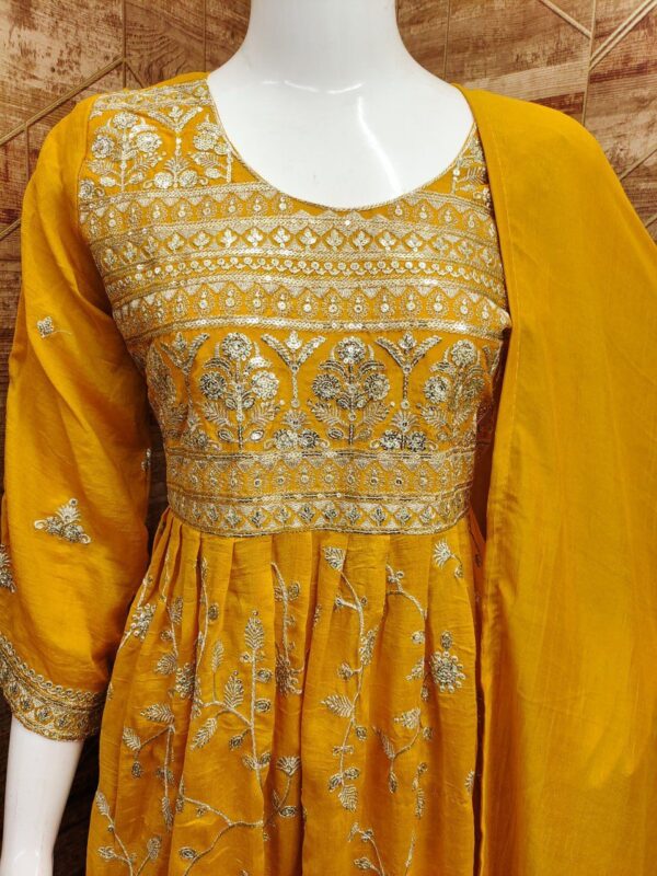 Pakistani Salwar Suits