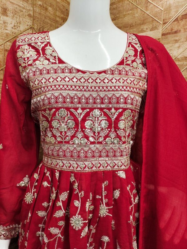 Pakistani Salwar Suits