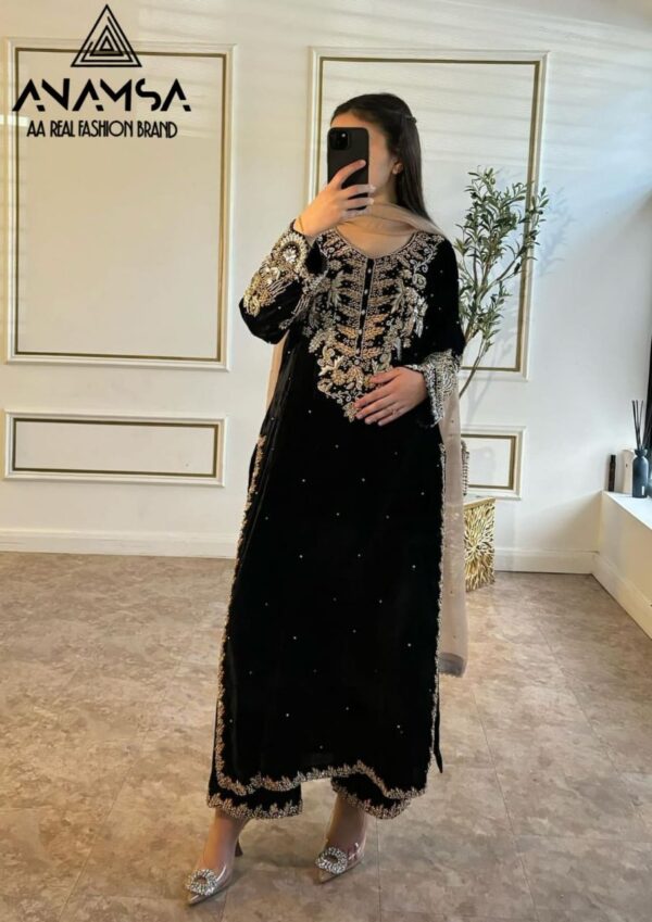 Eid Black Stylish Work Pakistani Suits