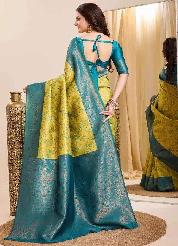 Designer Saree with Contrast Duptta
